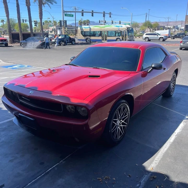2010 Dodge Challenger 3rd Gen - Image 3 of 8
