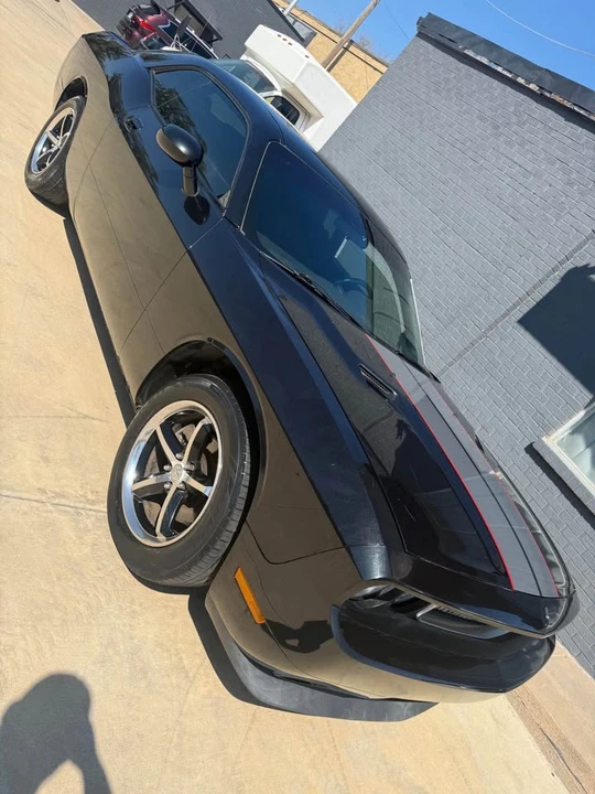2010 Dodge Challenger 3rd Gen - Image 2 of 10