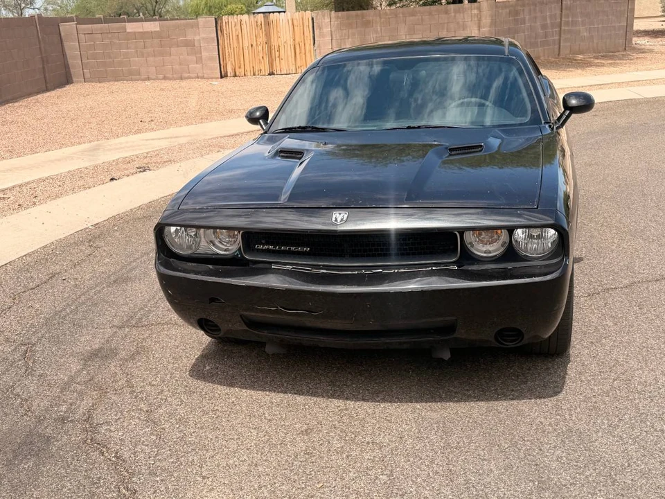 2010 Dodge Challenger 3rd Gen - Image 4 of 14