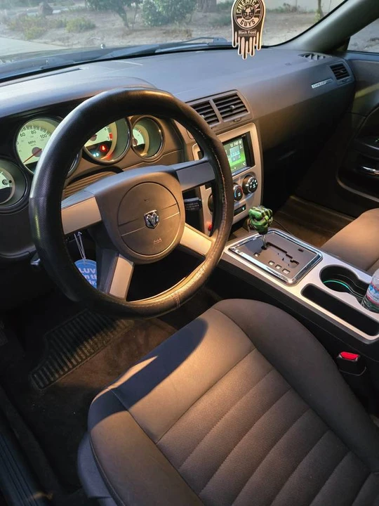 2010 Dodge Challenger 3rd Gen - Image 12 of 24