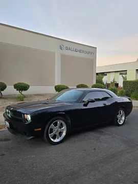 2010 Dodge Challenger SE