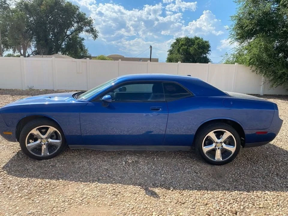 2010 Dodge Challenger 3rd Gen - Image 2 of 11
