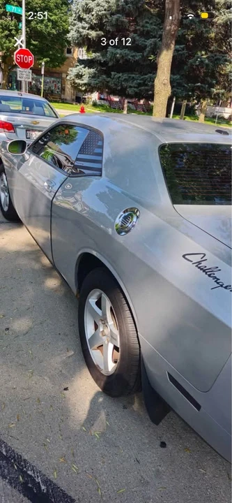 2010 Dodge Challenger 3rd Gen - Image 10 of 11