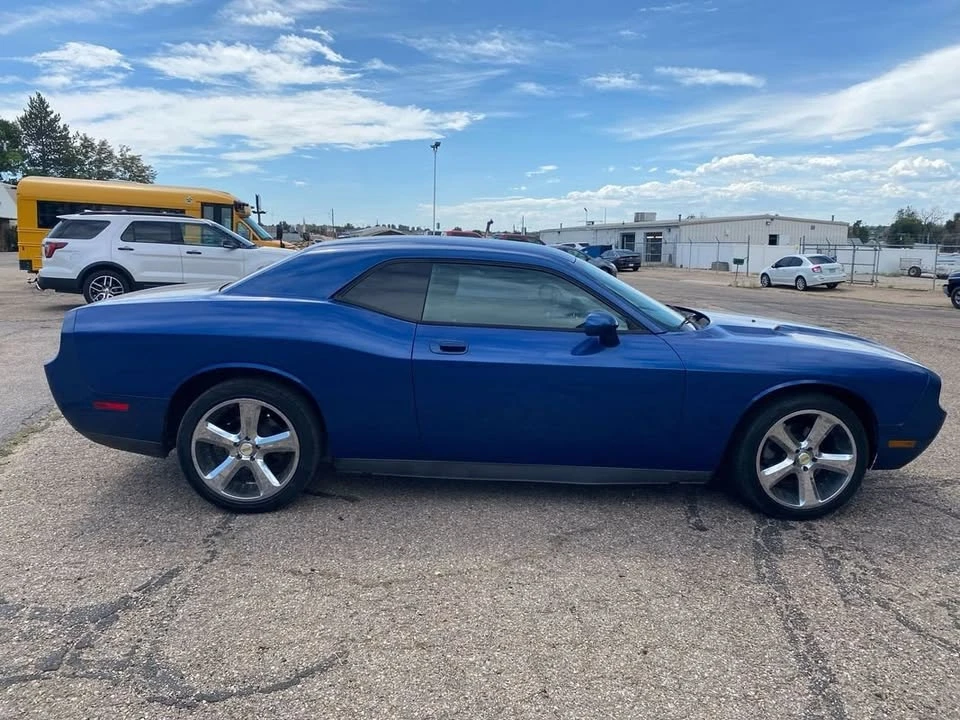2010 Dodge Challenger 3rd Gen - Image 8 of 14