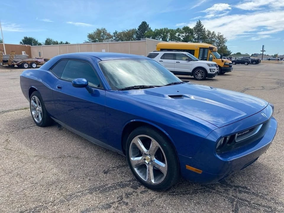 2010 Dodge Challenger 3rd Gen - Image 13 of 14