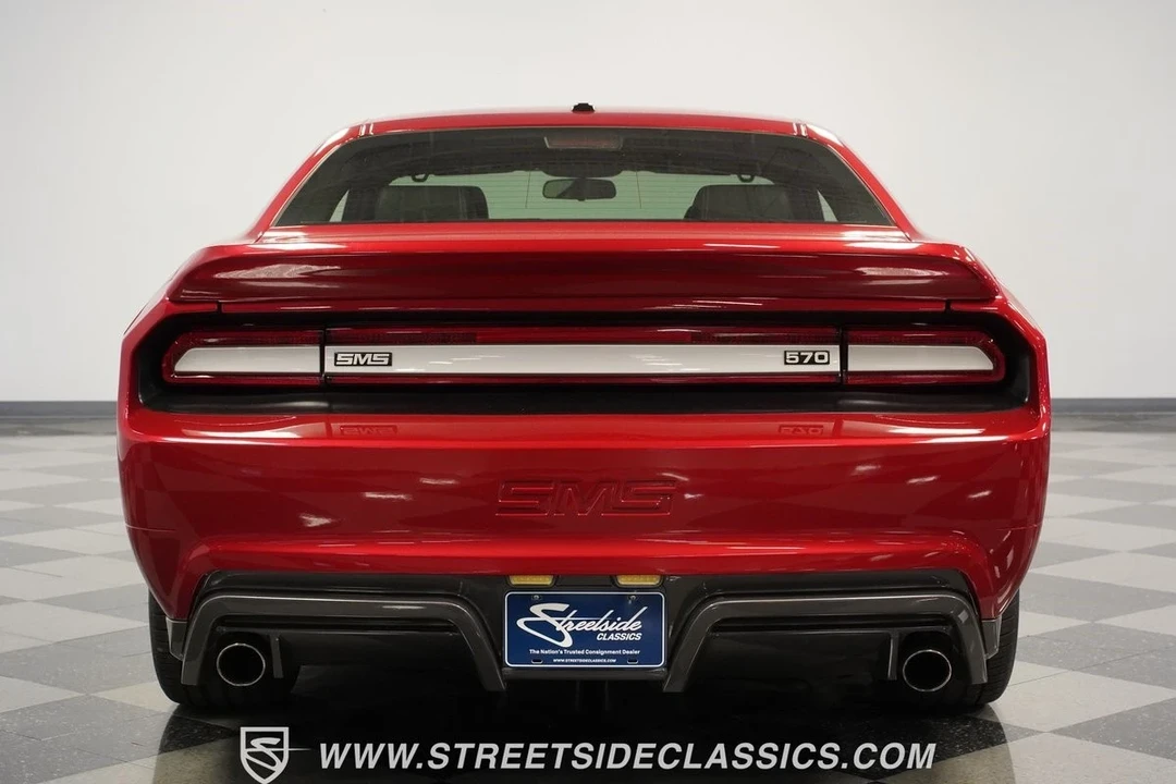 2010 Dodge Challenger 3rd Gen - Image 11 of 12