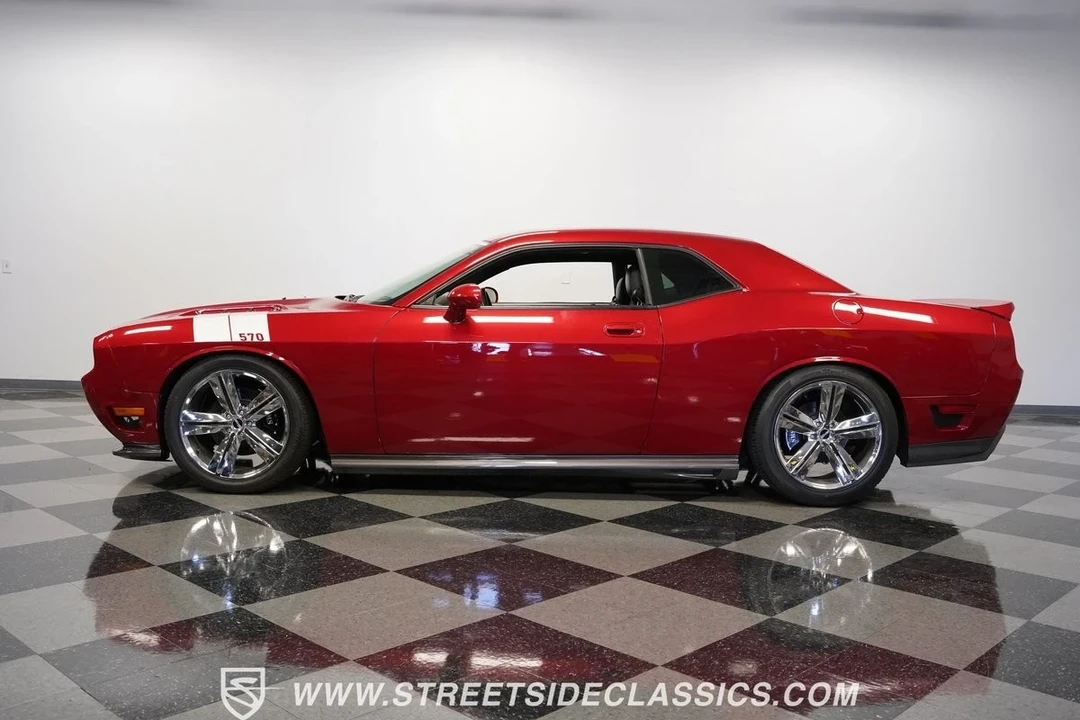 2010 Dodge Challenger 3rd Gen - Image 8 of 12