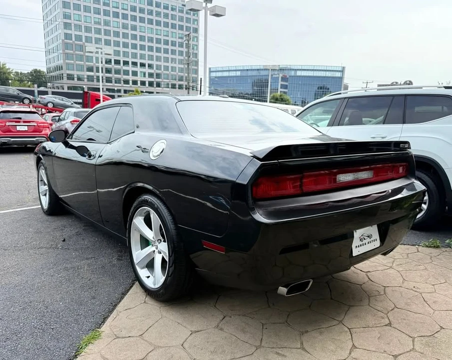 2010 Dodge Challenger SRT8 & 392 3rd Gen - Image 5 of 19