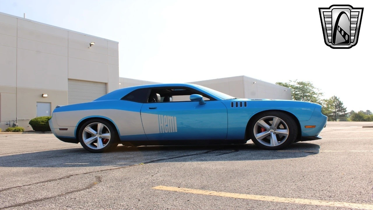 2010 Dodge Challenger SRT8 & 392 3rd Gen - Image 5 of 12
