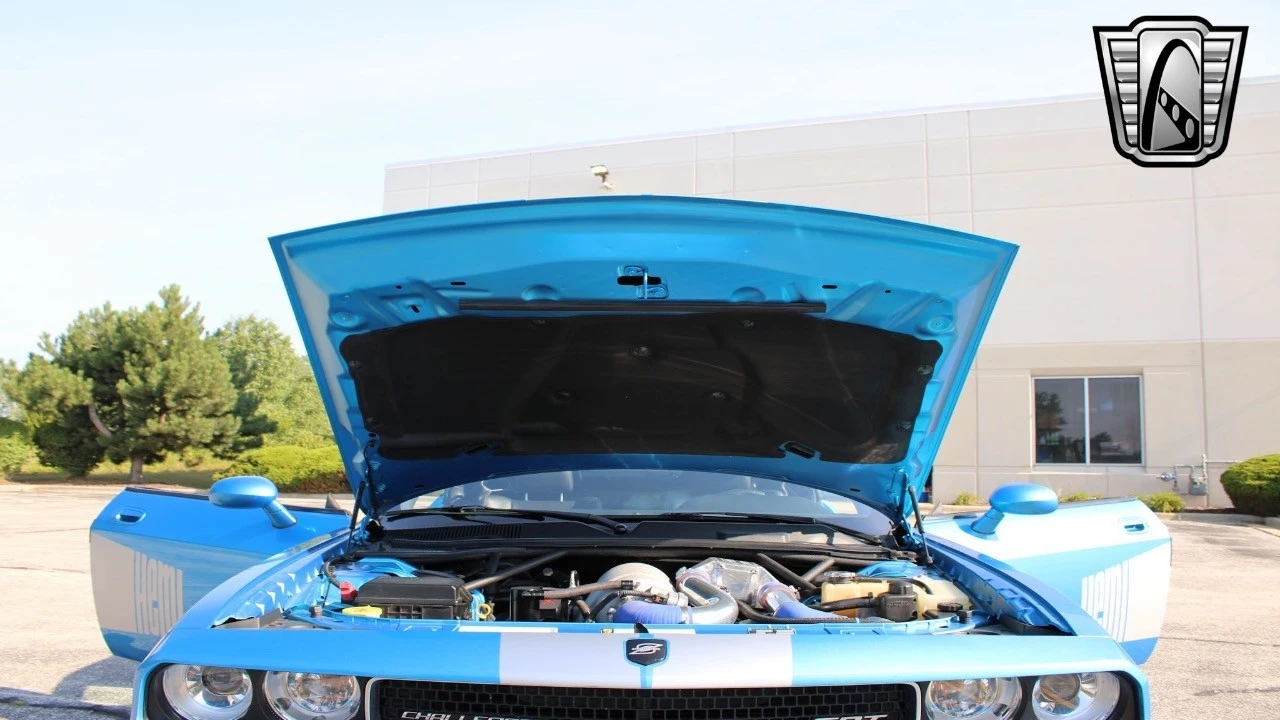 2010 Dodge Challenger SRT8 & 392 3rd Gen - Image 11 of 12