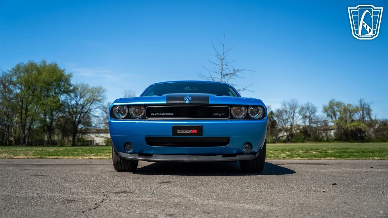 2010 Dodge Challenger SRT8 & 392 3rd Gen - Image 5 of 12
