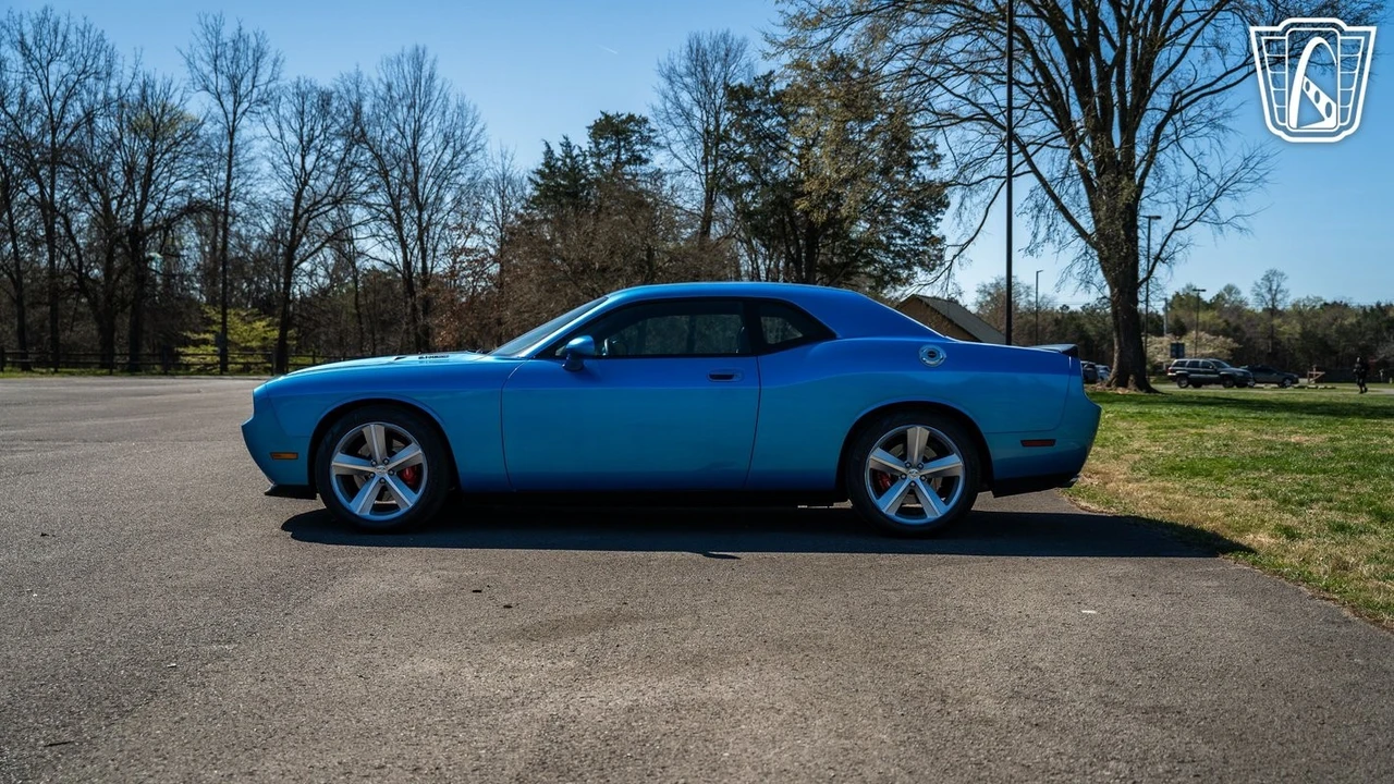 2010 Dodge Challenger SRT8 & 392 3rd Gen - Image 10 of 12