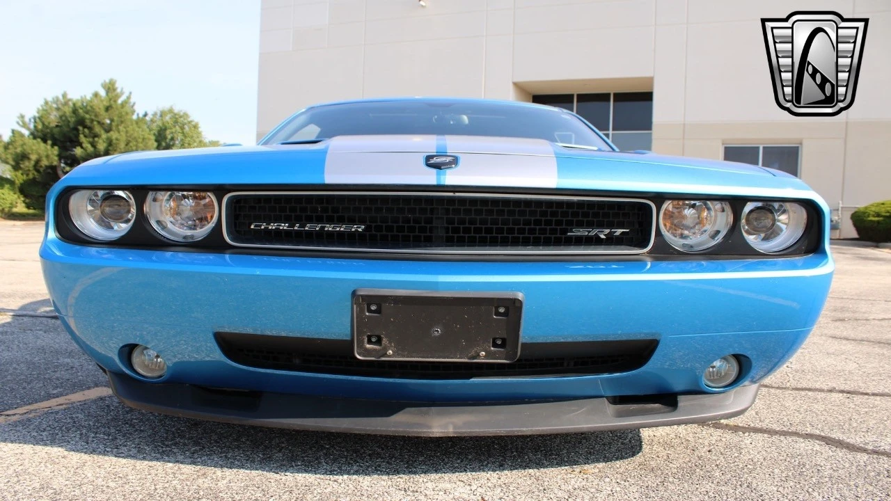 2010 Dodge Challenger SRT8 & 392 3rd Gen - Image 9 of 12