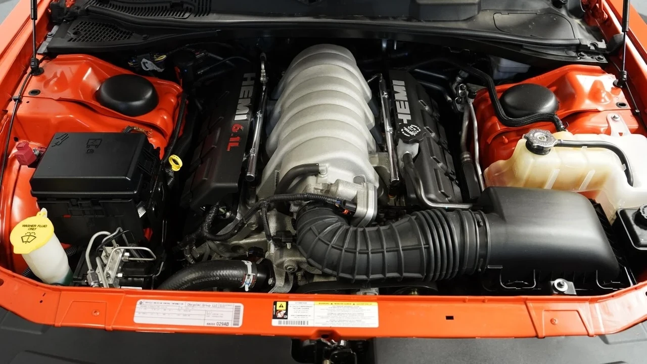 2010 Dodge Challenger SRT8 & 392 3rd Gen - Image 4 of 12