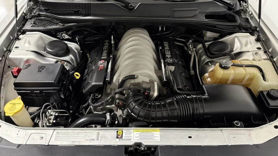 2010 Dodge Challenger SRT8 & 392 3rd Gen - Image 26 of 30