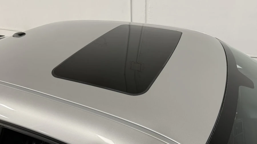 2010 Dodge Challenger SRT8 & 392 3rd Gen - Image 10 of 30