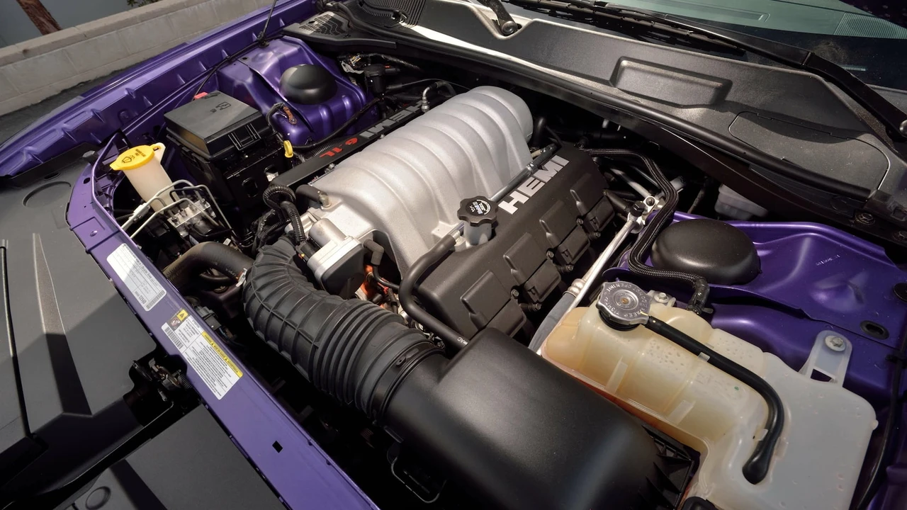 2010 Dodge Challenger SRT8 & 392 3rd Gen - Image 6 of 27