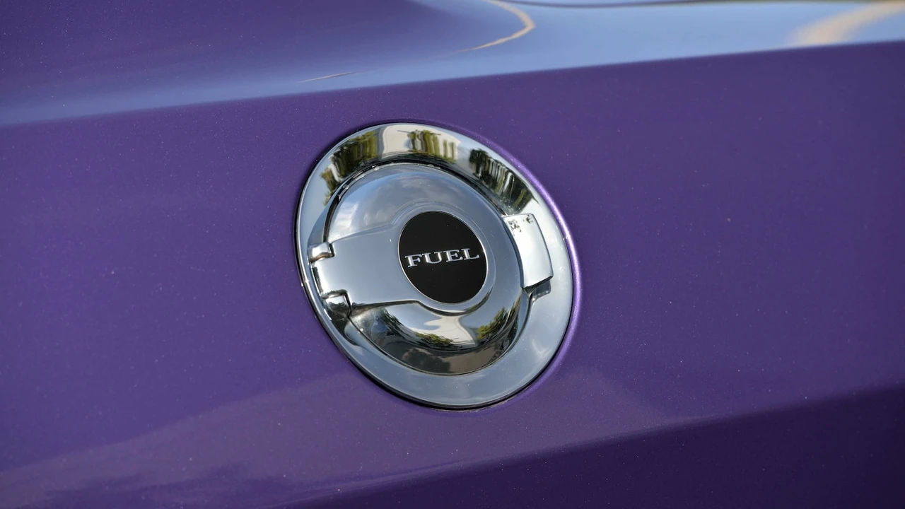 2010 Dodge Challenger SRT8 & 392 3rd Gen - Image 18 of 27