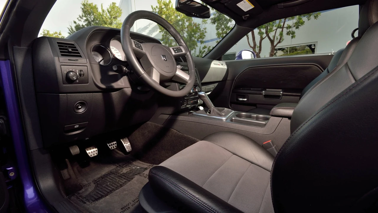 2010 Dodge Challenger SRT8 & 392 3rd Gen - Image 22 of 27