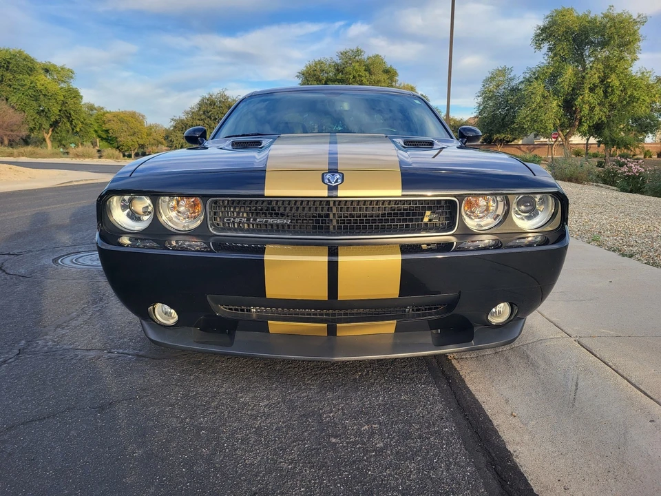2010 Dodge Challenger SRT8 & 392 3rd Gen - Image 10 of 21