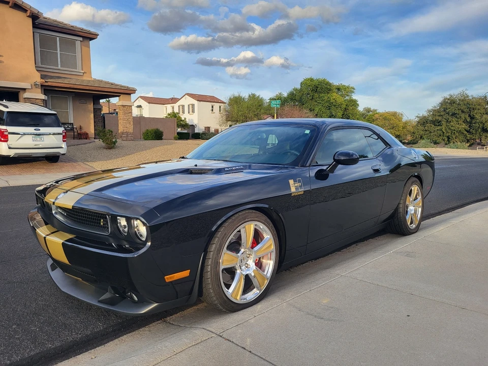 2010 Dodge Challenger SRT8 & 392 3rd Gen - Image 17 of 21