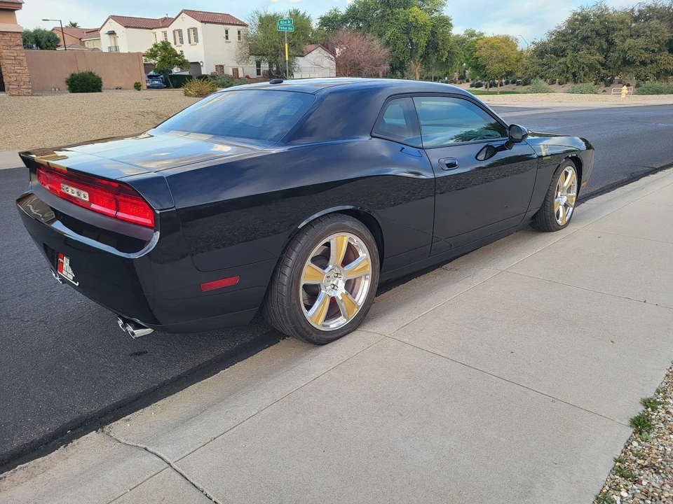 2010 Dodge Challenger SRT8 & 392 3rd Gen - Image 12 of 21