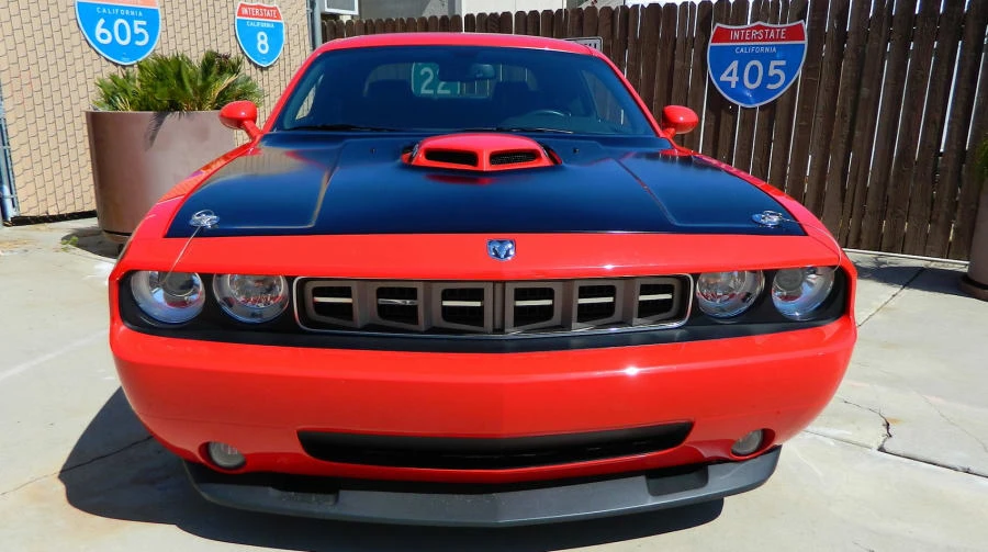 2010 Dodge Challenger SRT8 & 392 3rd Gen - Image 9 of 10