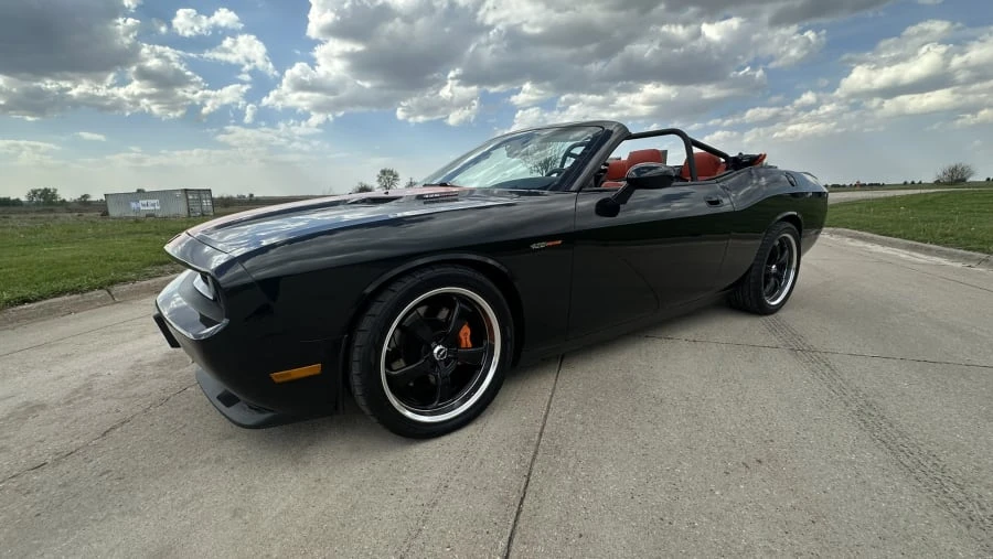 2010 Dodge Challenger SRT8 & 392 3rd Gen - Image 15 of 29
