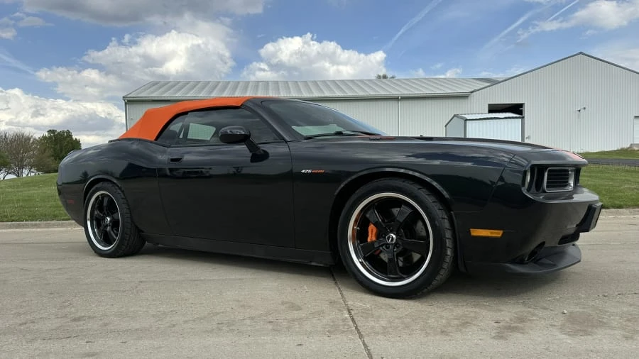 2010 Dodge Challenger SRT8 & 392 3rd Gen - Image 11 of 29