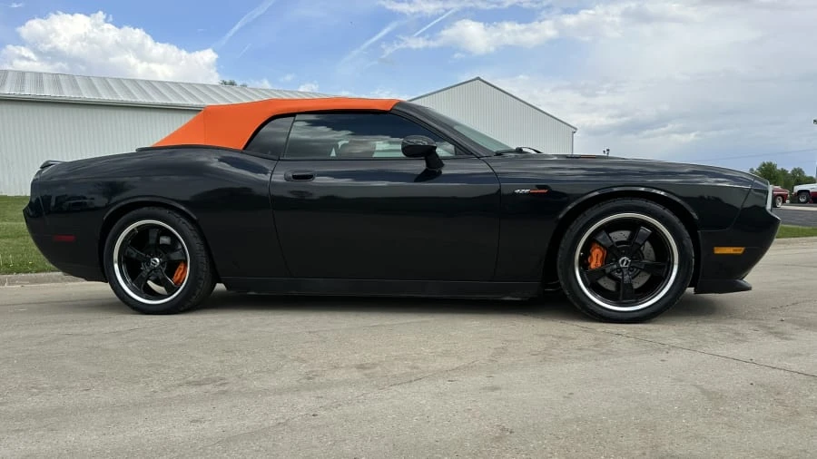 2010 Dodge Challenger SRT8 & 392 3rd Gen - Image 6 of 29