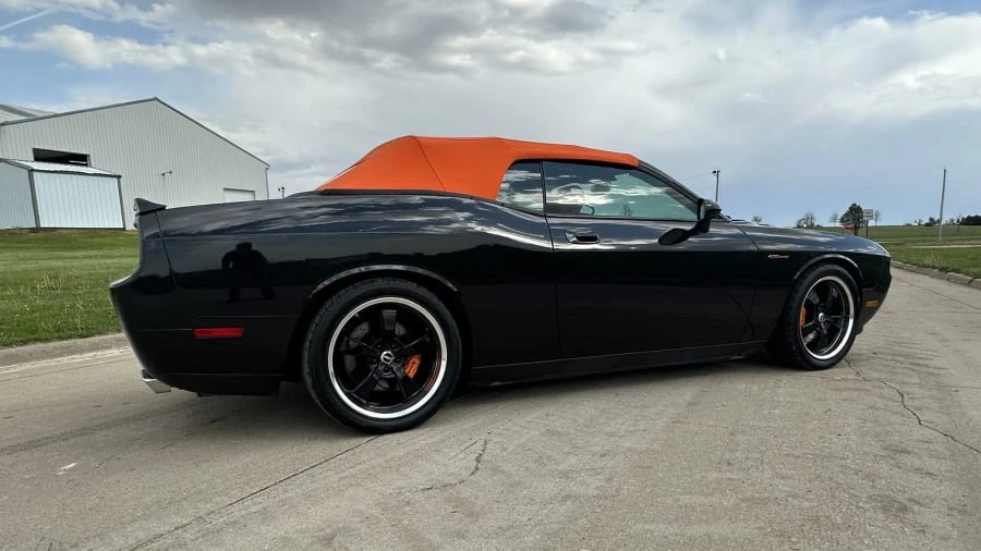 2010 Dodge Challenger SRT8 & 392 3rd Gen - Image 13 of 29