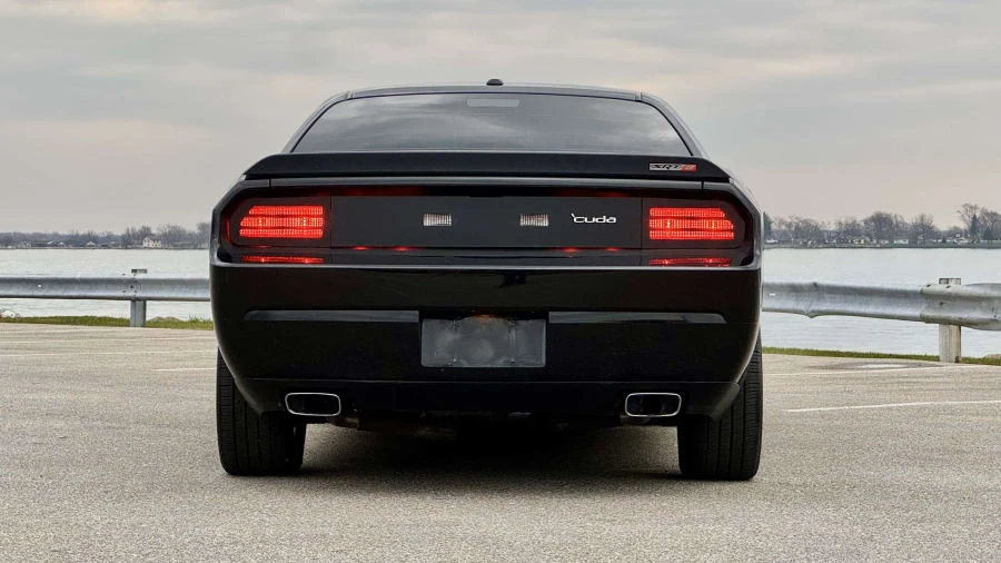 2010 Dodge Challenger SRT8 & 392 3rd Gen - Image 5 of 31
