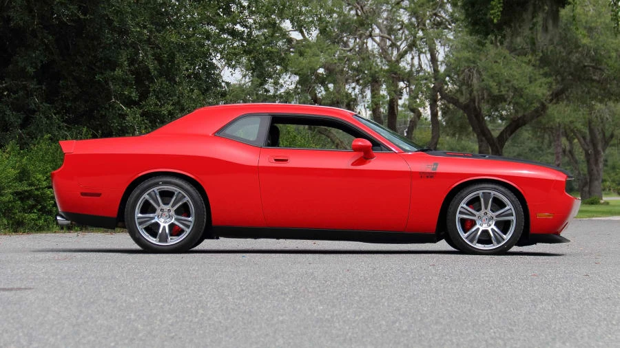 2010 Dodge Challenger SRT8 & 392 3rd Gen - Image 2 of 31