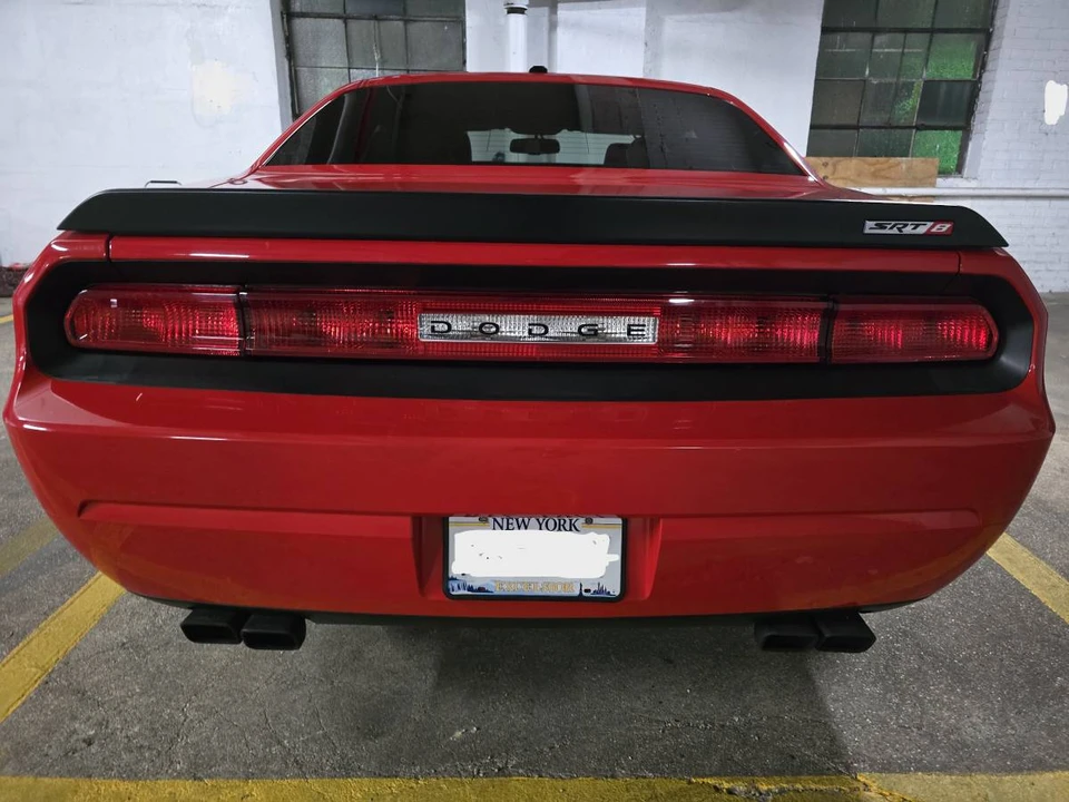 2010 Dodge Challenger SRT8 & 392 3rd Gen - Image 6 of 7