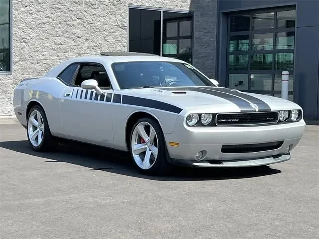 2010 Dodge Challenger SRT8 & 392 3rd Gen - Image 6 of 10