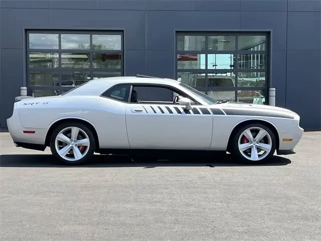 2010 Dodge Challenger SRT8 & 392 3rd Gen - Image 5 of 10