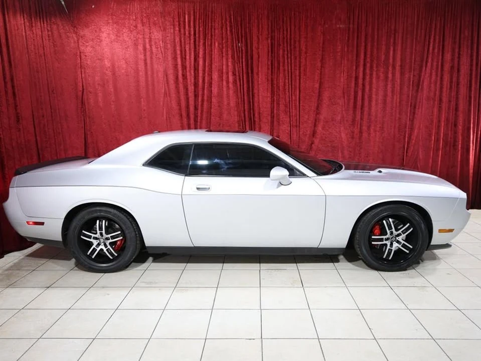 2010 Dodge Challenger SRT8 & 392 3rd Gen - Image 7 of 19
