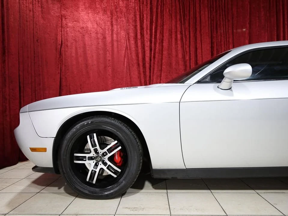 2010 Dodge Challenger SRT8 & 392 3rd Gen - Image 4 of 19