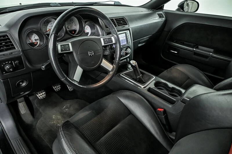 2010 Dodge Challenger SRT8 & 392 3rd Gen - Image 14 of 28