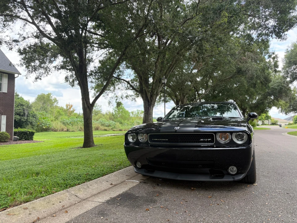 2010 Dodge Challenger SRT8 & 392 3rd Gen - Image 6 of 31