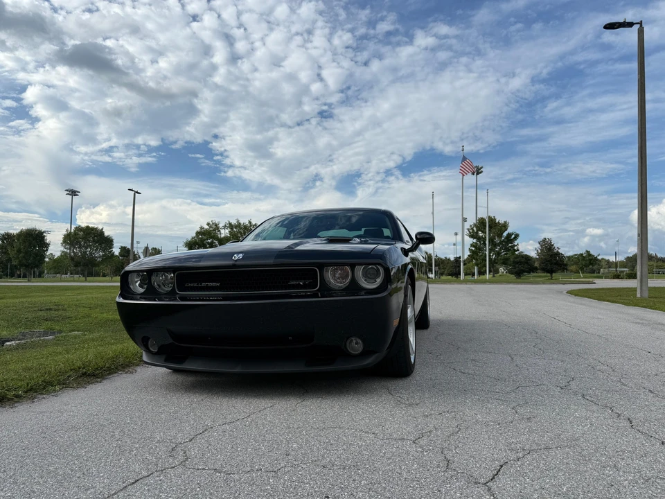 2010 Dodge Challenger SRT8 & 392 3rd Gen - Image 7 of 31