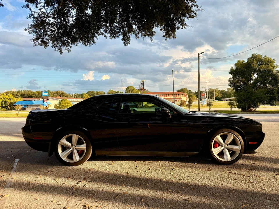 2010 Dodge Challenger SRT8 & 392 3rd Gen - Image 14 of 31