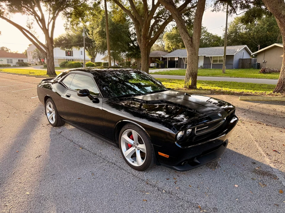 2010 Dodge Challenger SRT8 & 392 3rd Gen - Image 16 of 31