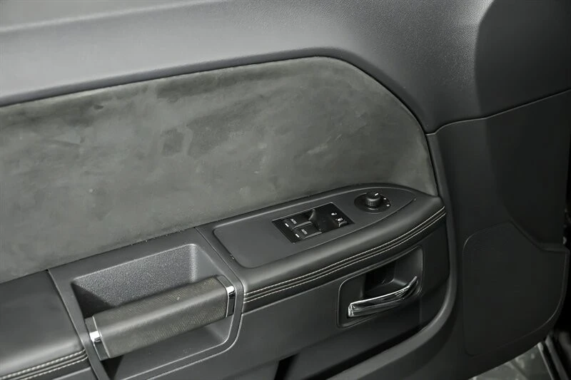 2010 Dodge Challenger SRT8 & 392 3rd Gen - Image 12 of 27