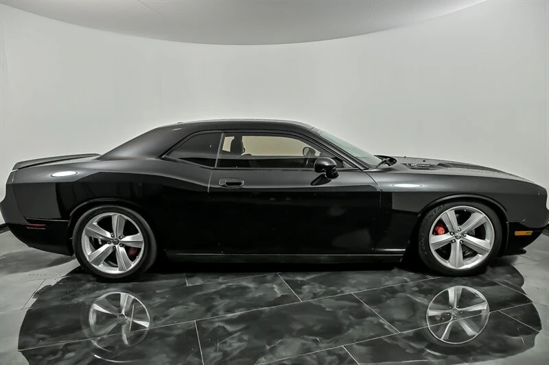 2010 Dodge Challenger SRT8 & 392 3rd Gen - Image 10 of 27