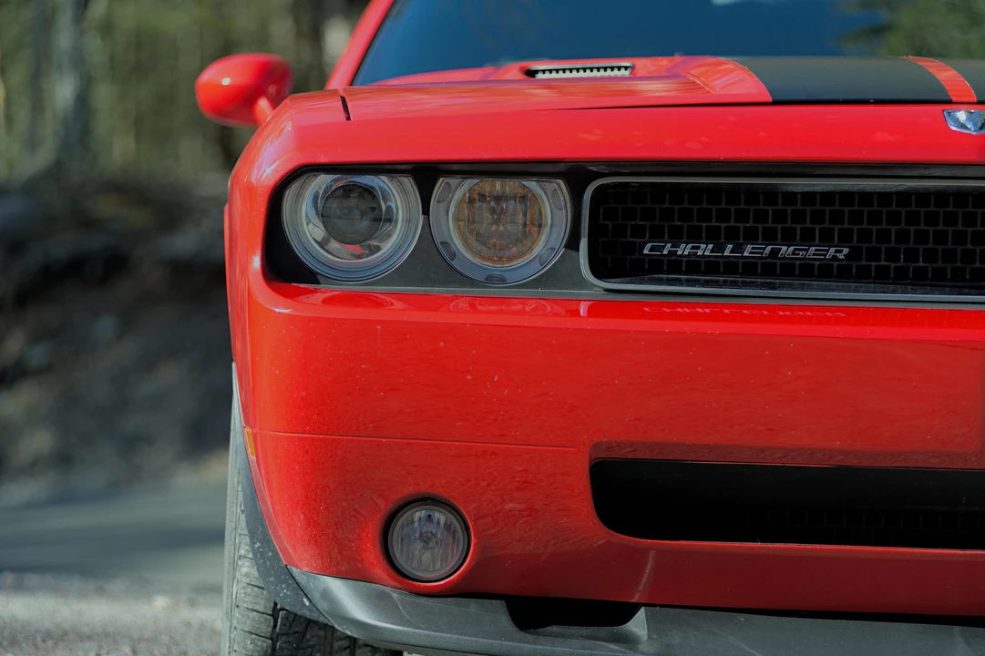 2010 Dodge Challenger SRT8 & 392 3rd Gen - Image 9 of 31