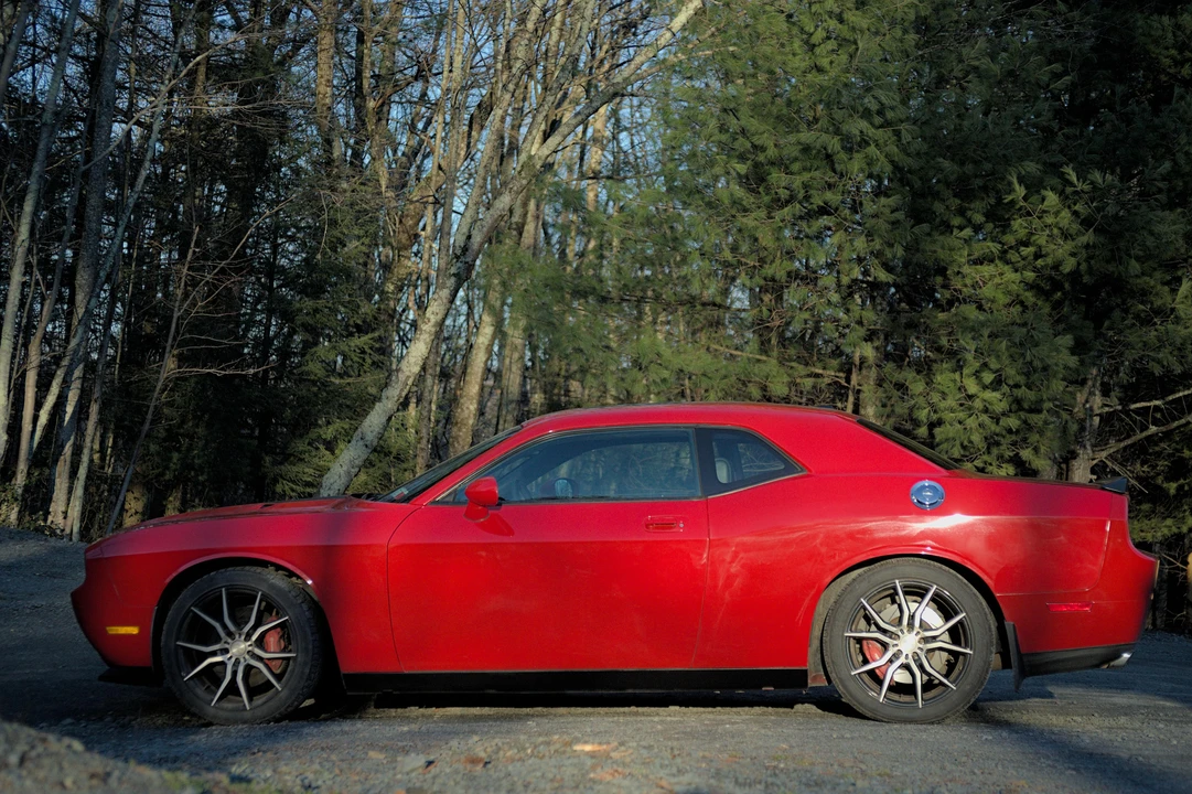 2010 Dodge Challenger SRT8 & 392 3rd Gen - Image 6 of 31
