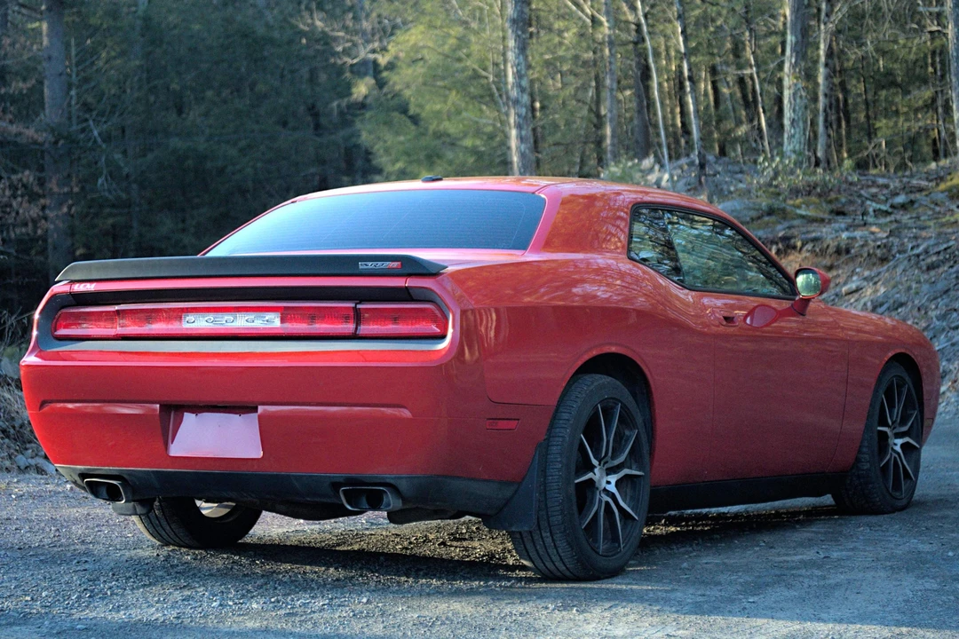 2010 Dodge Challenger SRT8 & 392 3rd Gen - Image 4 of 31