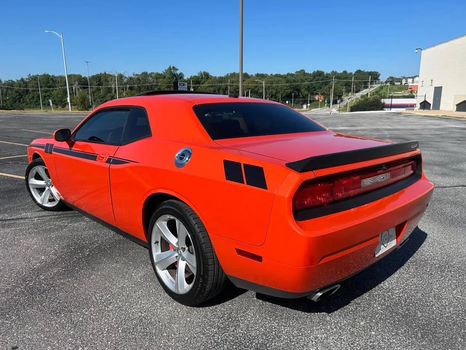 2010 Dodge Challenger SRT8 & 392 3rd Gen - Image 4 of 16