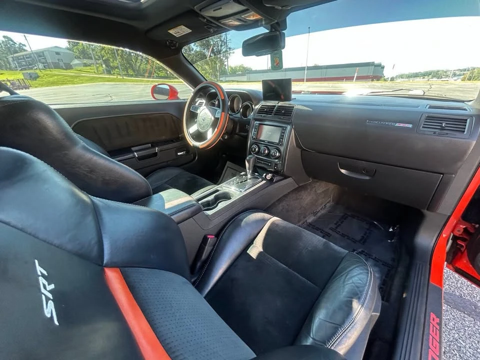 2010 Dodge Challenger SRT8 & 392 3rd Gen - Image 10 of 16